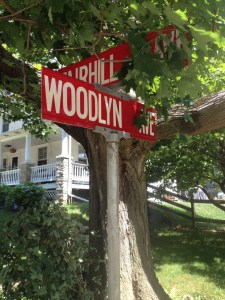 woodlyn-avenue-street-sign