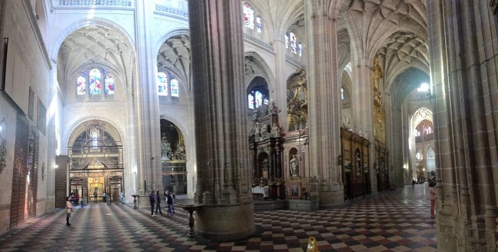 Segovia Cathedral Pano